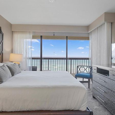 Luxury Oceanfront 2 Bedroom Apartment At Waikiki Beach Tower Honolulu Exteriör bild