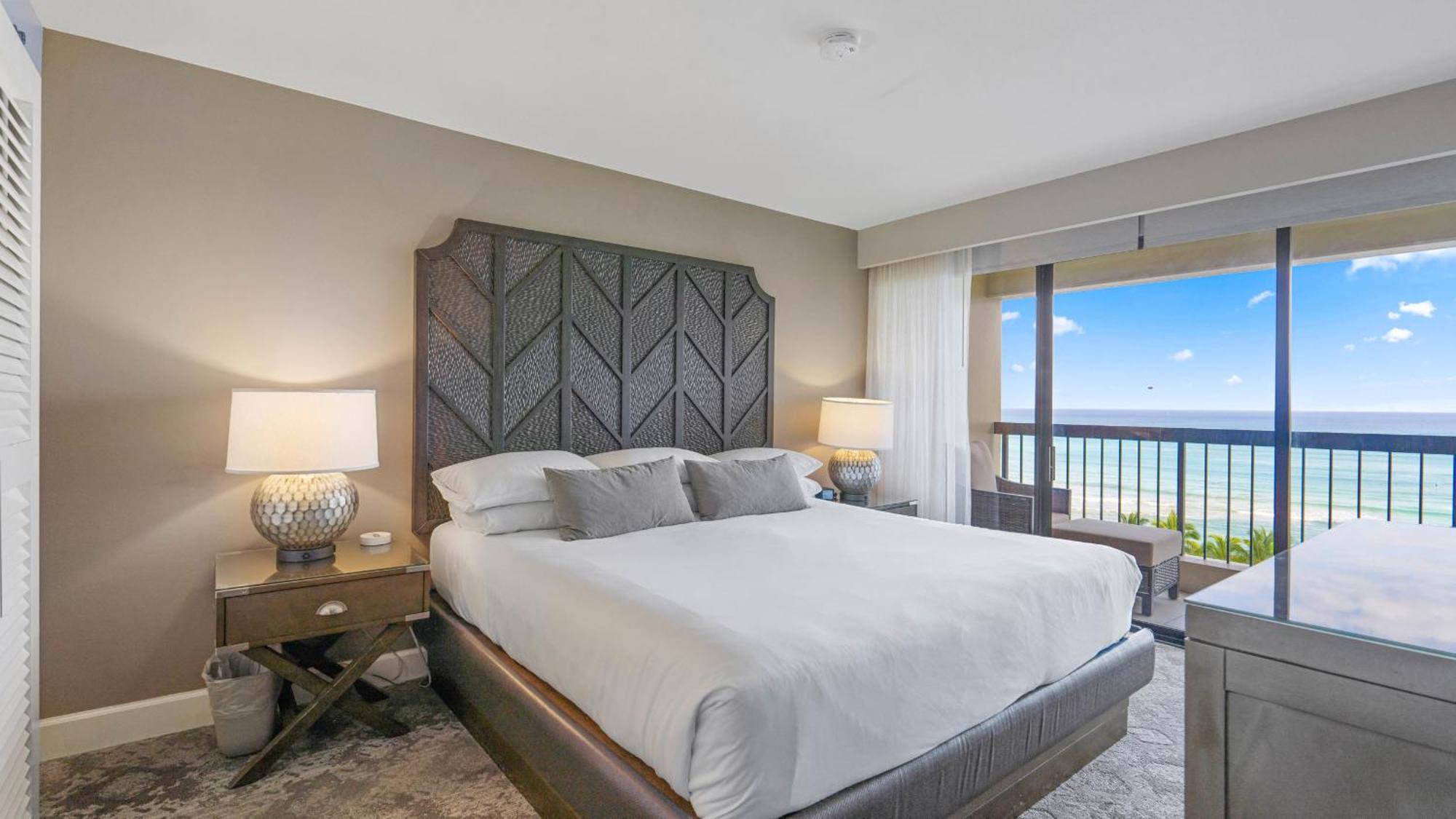 Luxury Oceanfront 2 Bedroom Apartment At Waikiki Beach Tower Honolulu Exteriör bild