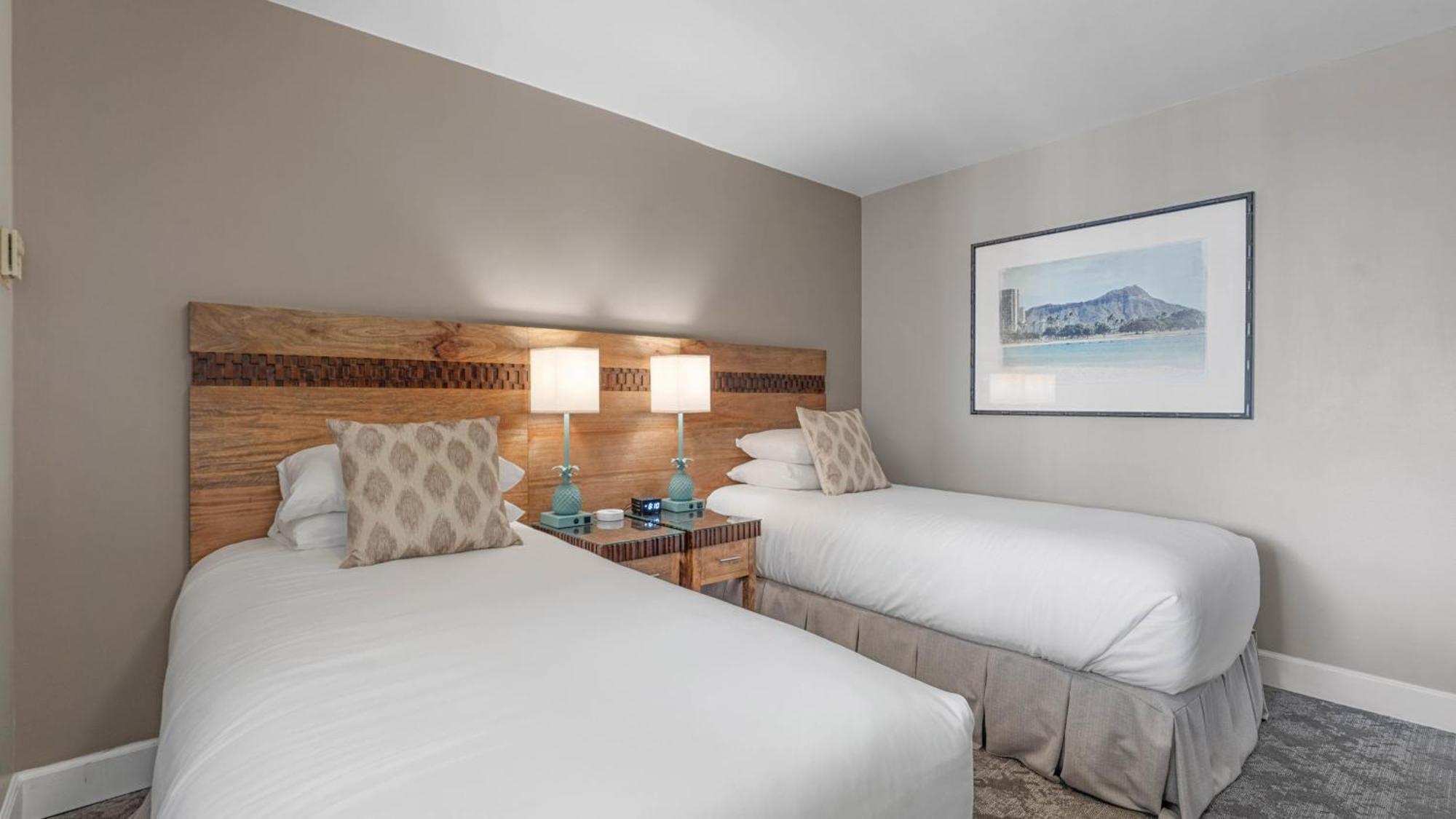 Luxury Oceanfront 2 Bedroom Apartment At Waikiki Beach Tower Honolulu Exteriör bild