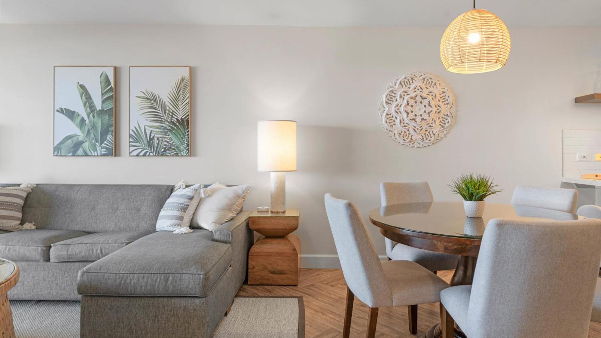Luxury Oceanfront 2 Bedroom Apartment At Waikiki Beach Tower Honolulu Exteriör bild